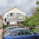 Selak Apartment *