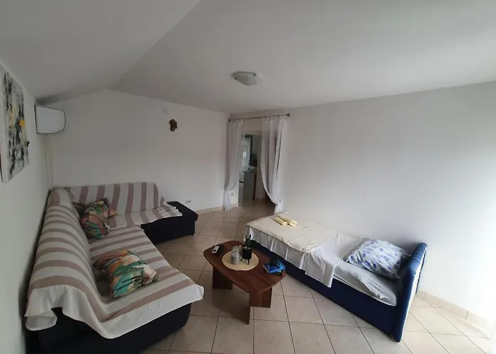 דירה Selak שיבניק